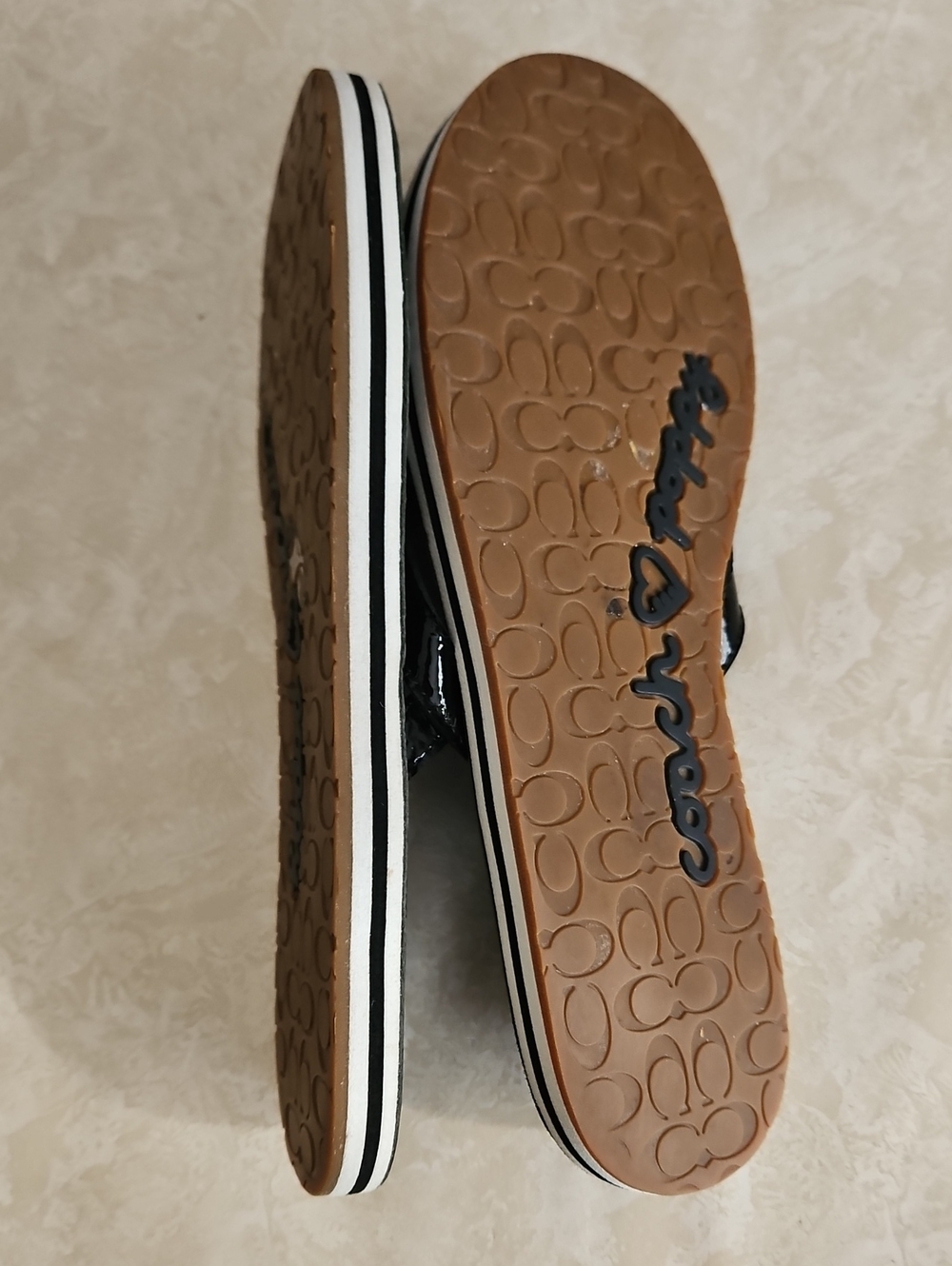 Coach Poppy Wilma Black Patent Leather Thong Flip Flops, Size 8.5B. - Picture 11 of 12